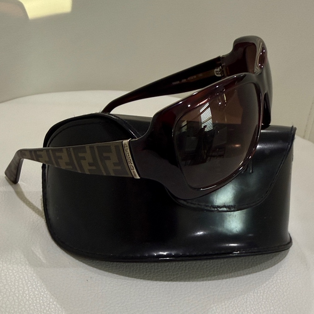Fendi Women's Dark Brown Sunglasses